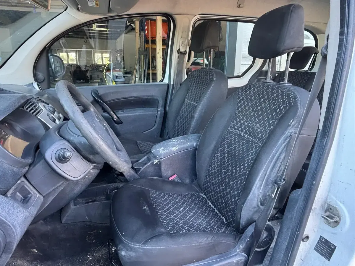 Gebraucht Renault Kangoo 90 PS (66 kW) 2013 Weiß Van / Kleinbus