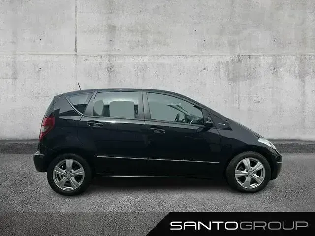 Gebraucht Mercedes A160 Avantgarde 95 PS (69 kW) 2011 Schwarz Limousine