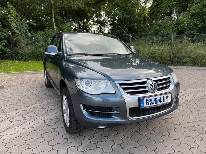 Grau Gebraucht 2007 VW Touareg SUV | 5.800 € (Guter Preis) - Bild 1/4