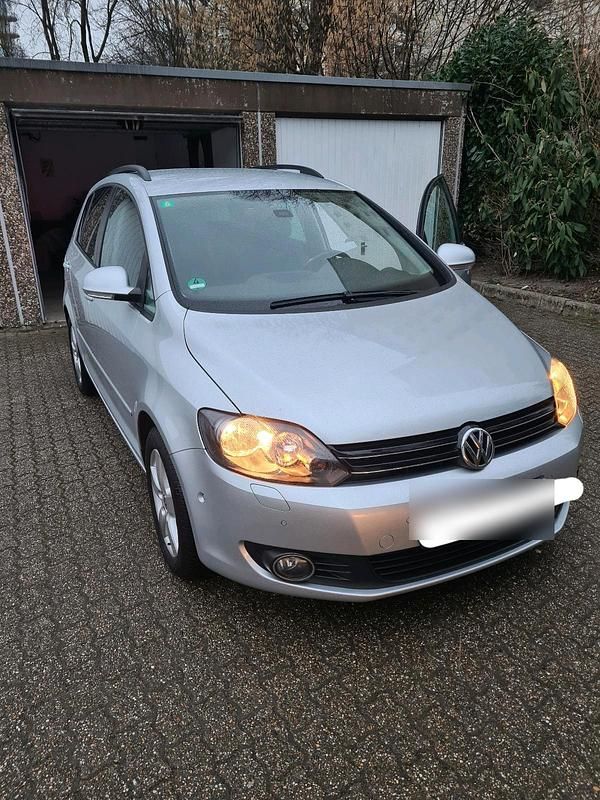 Grau Gebraucht 2010 VW Golf Plus Cross Van / Kleinbus | 5.000 € (Fairer Preis) - Bild 1/4