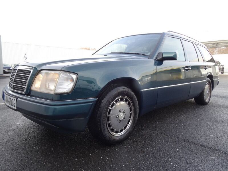 Gebraucht Mercedes E280 193 PS (141 kW) 1995 Grün Kombi
