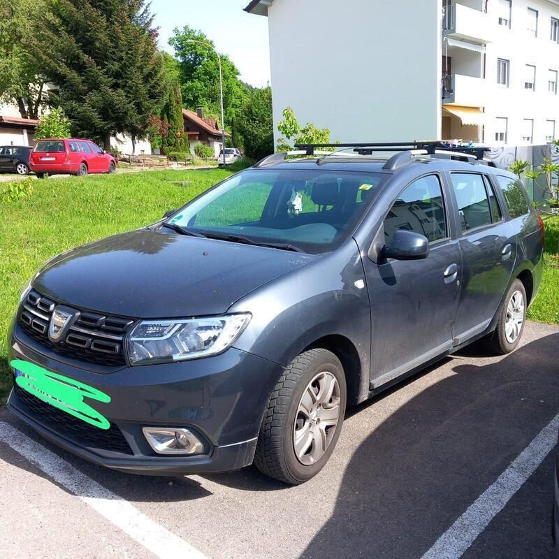 Grau Gebraucht 2017 Dacia Logan MCV Kombi | 6.100 € - Bild 1/4