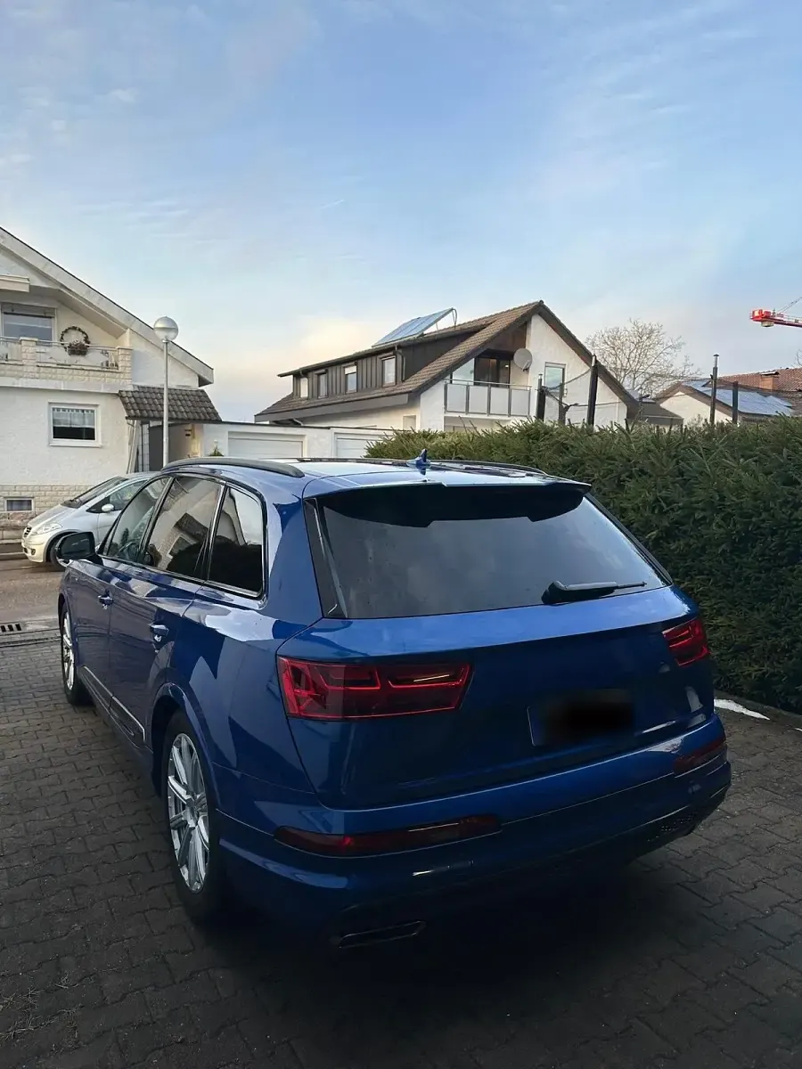 Gebraucht Audi Q7 Exclusive 272 PS (200 kW) 2017 Blau SUV