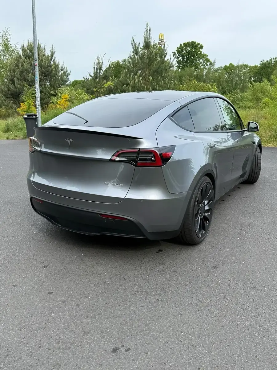 Occasion Tesla Model Y Performance 393 kW (535 ch) 2023 Argent SUV
