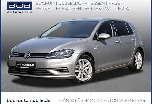Gebraucht VW Golf VII Comfortline 131 PS (96 kW) 2019 Limousine