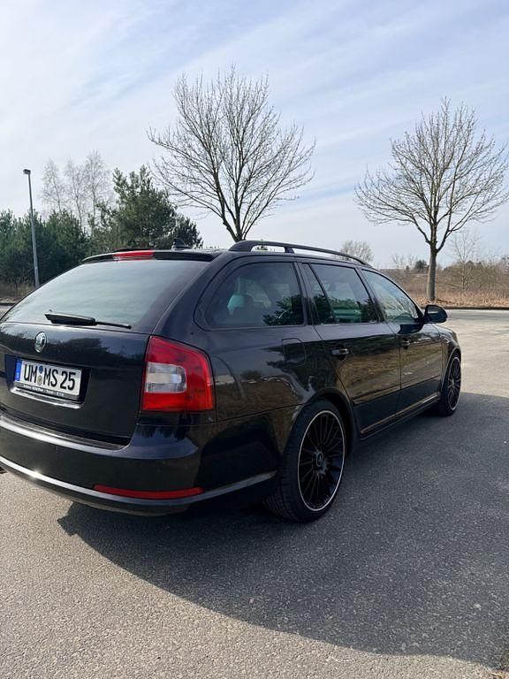 Gebraucht Skoda Octavia RS 170 PS (125 kW) 2011 Schwarz Kombi