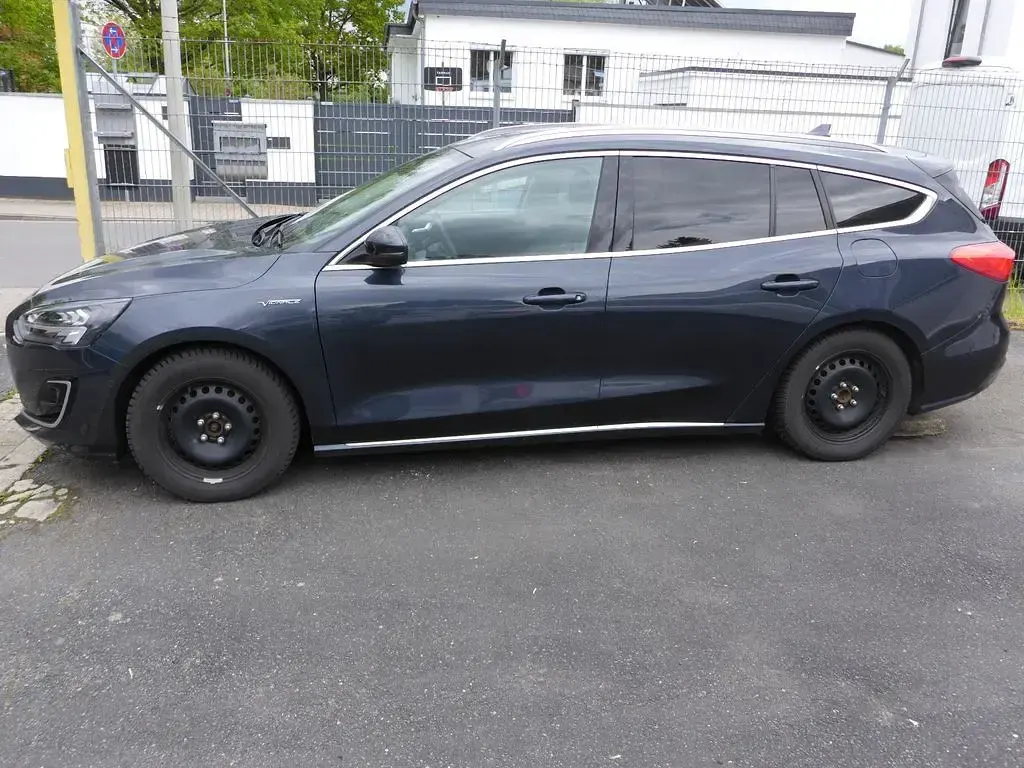 Gebraucht Ford Focus Vignale 150 PS (110 kW) 2020 Blau Limousine