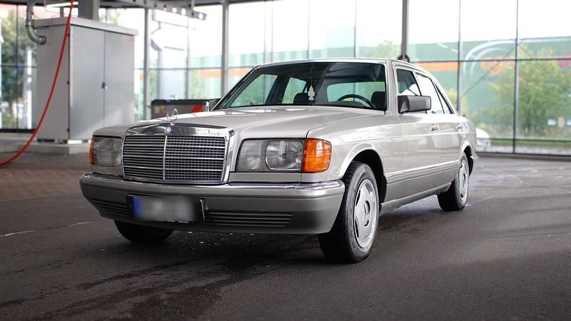 Gebraucht 1987 Mercedes 260 Limousine | 3.900 € - Bild 1/4