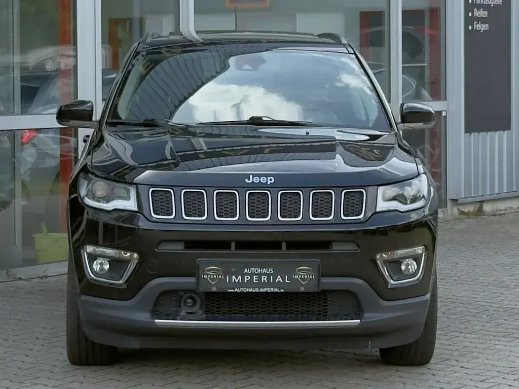 Gebraucht Jeep Compass Limited 140 PS (102 kW) 2020 Schwarz SUV