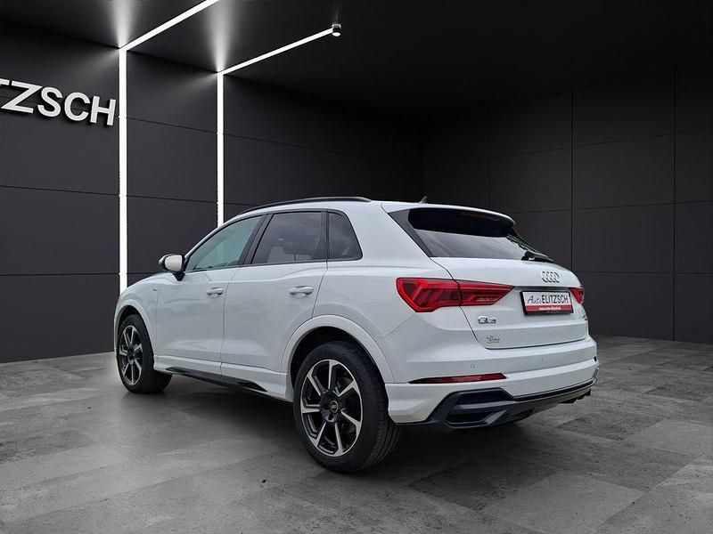 Gebraucht Audi Q3 S-Line 200 PS (147 kW) 2022 Gletscherweiß metallic SUV