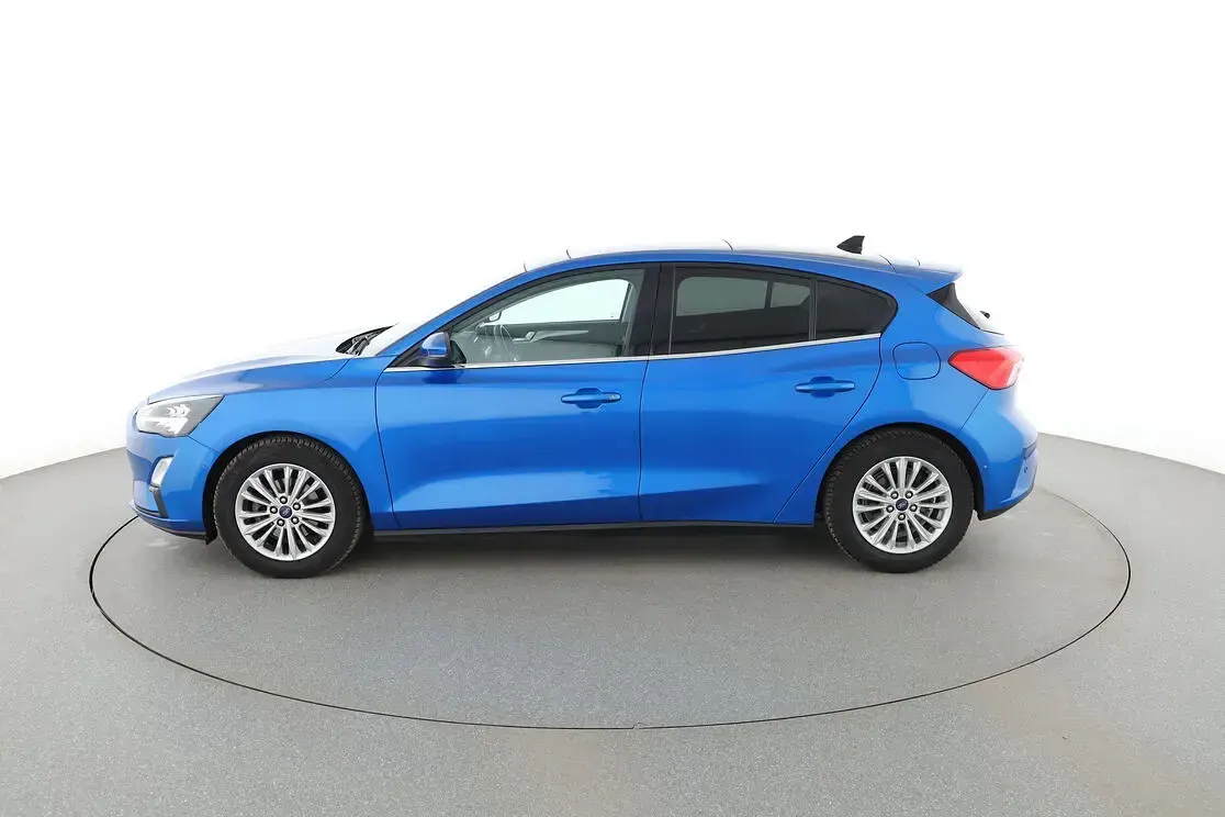 Gebraucht Ford Focus Titanium 125 PS (91 kW) 2019 Blau Limousine
