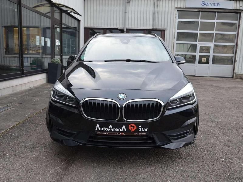 Gebraucht BMW 218 Advantage 150 PS (110 kW) 2022 Black sapphire metallic Van / Kleinbus