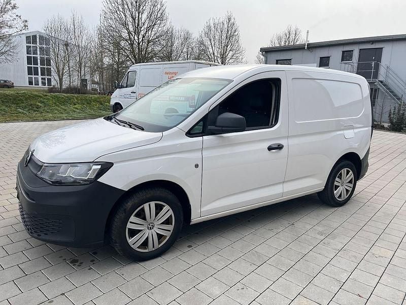 Gebraucht VW Caddy Basis 122 PS (89 kW) 2020 Weiß Van / Kleinbus