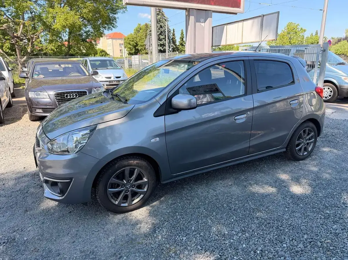 Gebraucht Mitsubishi Space Star Edition+ 80 PS (58 kW) 2018 Grau Kleinwagen
