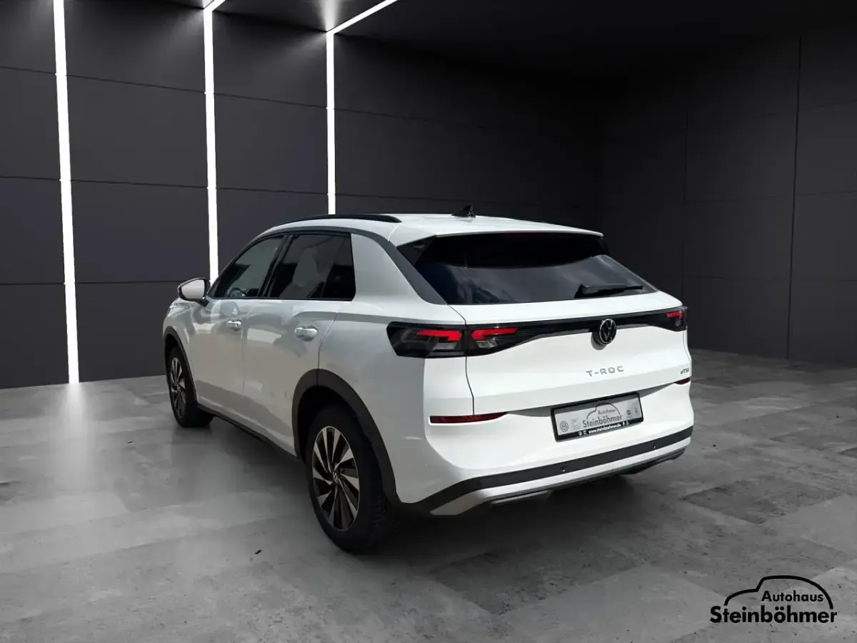 Neu VW T-Roc Life 116 PS (85 kW) 2026 Pure white (weiß) SUV