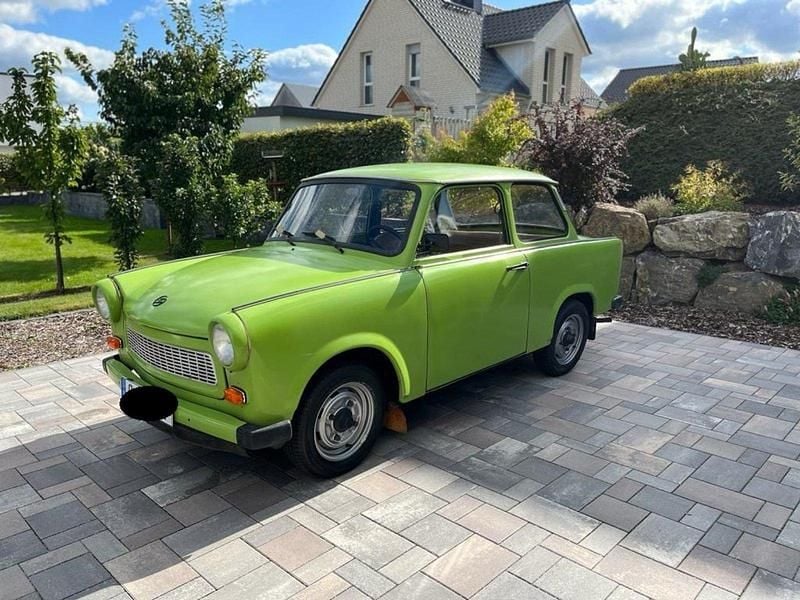 Grün Gebraucht 1985 Trabant 601 Kleinwagen | 4.900 € - Bild 1/4