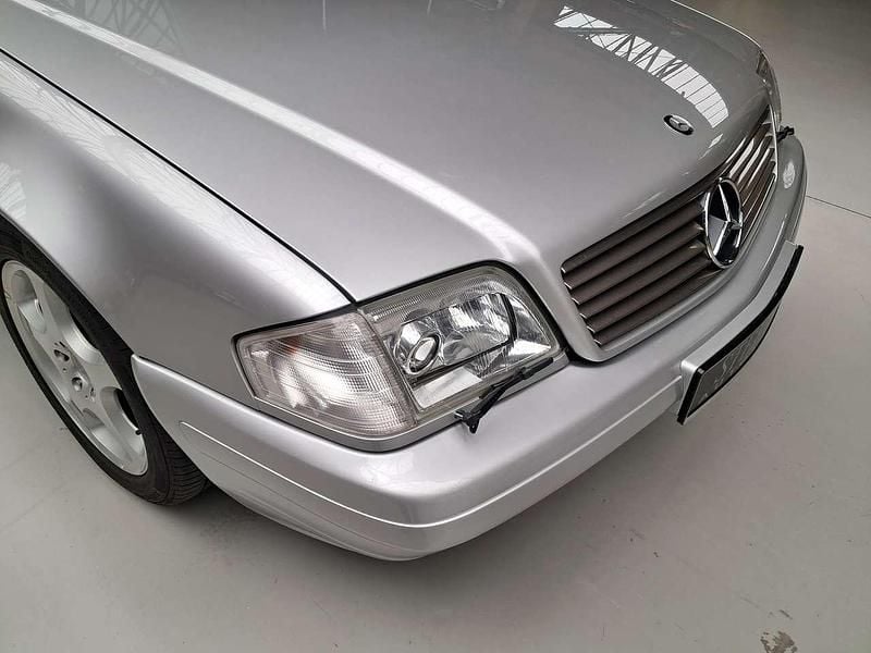 Silbermet. Gebraucht 1998 Mercedes 320 Cabrio | 33.800 € - Bild 1/4