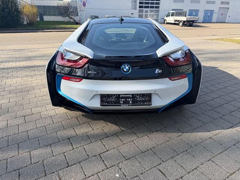Gebraucht BMW i8 231 PS (169 kW) 2015 Weiß Coupé