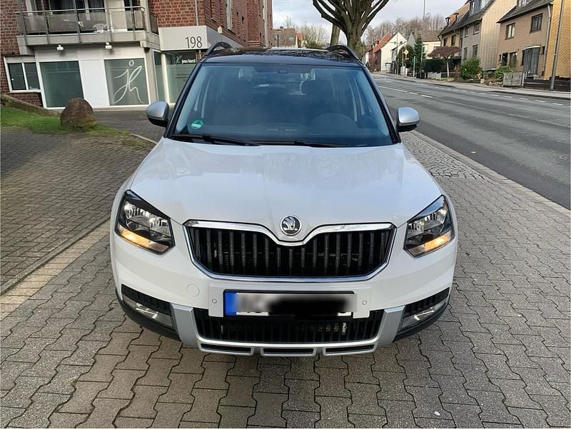 Gebraucht Skoda Yeti 105 PS (77 kW) 2015 Weiß SUV