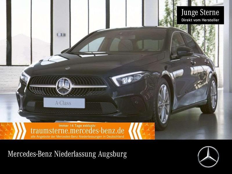 Gebraucht Mercedes A250 Advanced 160 PS (117 kW) 2022 Schwarz Limousine