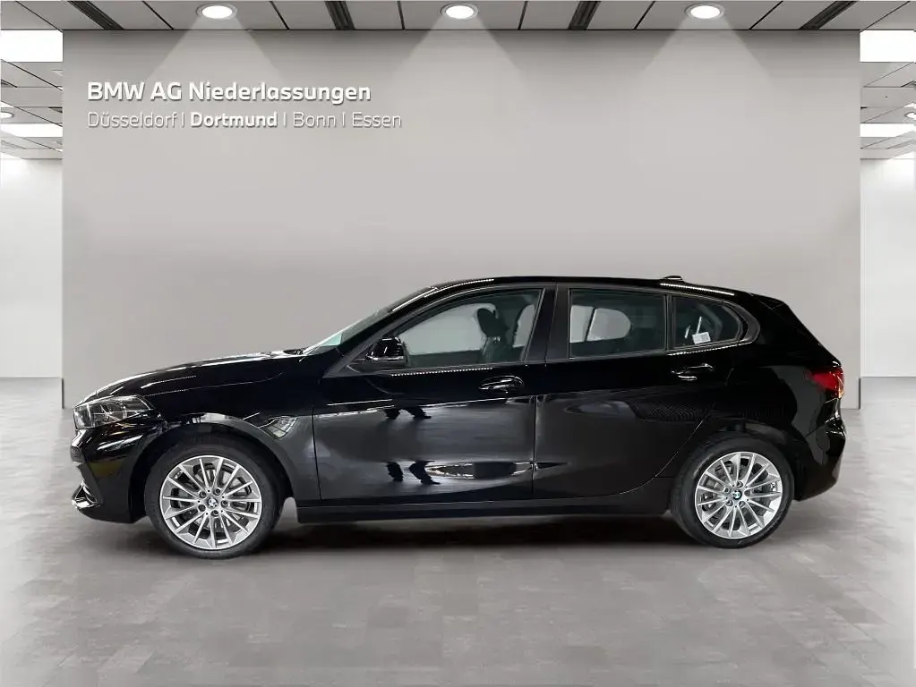 Gebraucht BMW 118 136 PS (100 kW) 2023 Schwarz Limousine