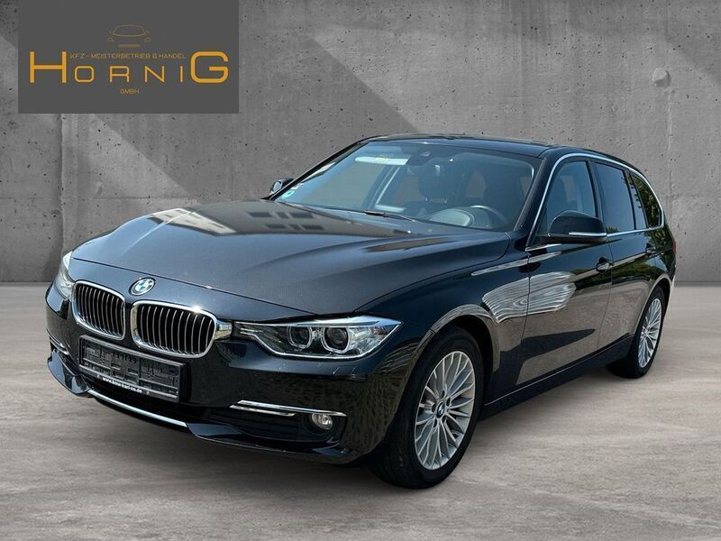 Schwarz Gebraucht 2013 BMW 320 Luxury Line Kombi | 6.999 € (Superpreis) - Bild 1/4