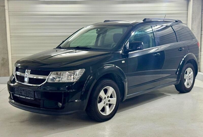 Schwarz Gebraucht 2008 Dodge Journey SXT SUV | 3.900 € (Superpreis) - Bild 1/4