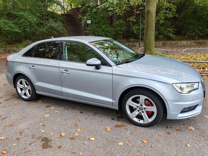 Gebraucht Audi A3 Sport 150 PS (110 kW) 2016 Silber Limousine