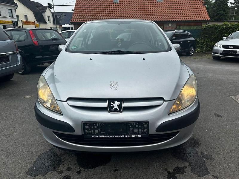 Silber Gebraucht 2004 Peugeot 307 Filou Limousine | 1.998 € (Guter Preis) - Bild 1/4