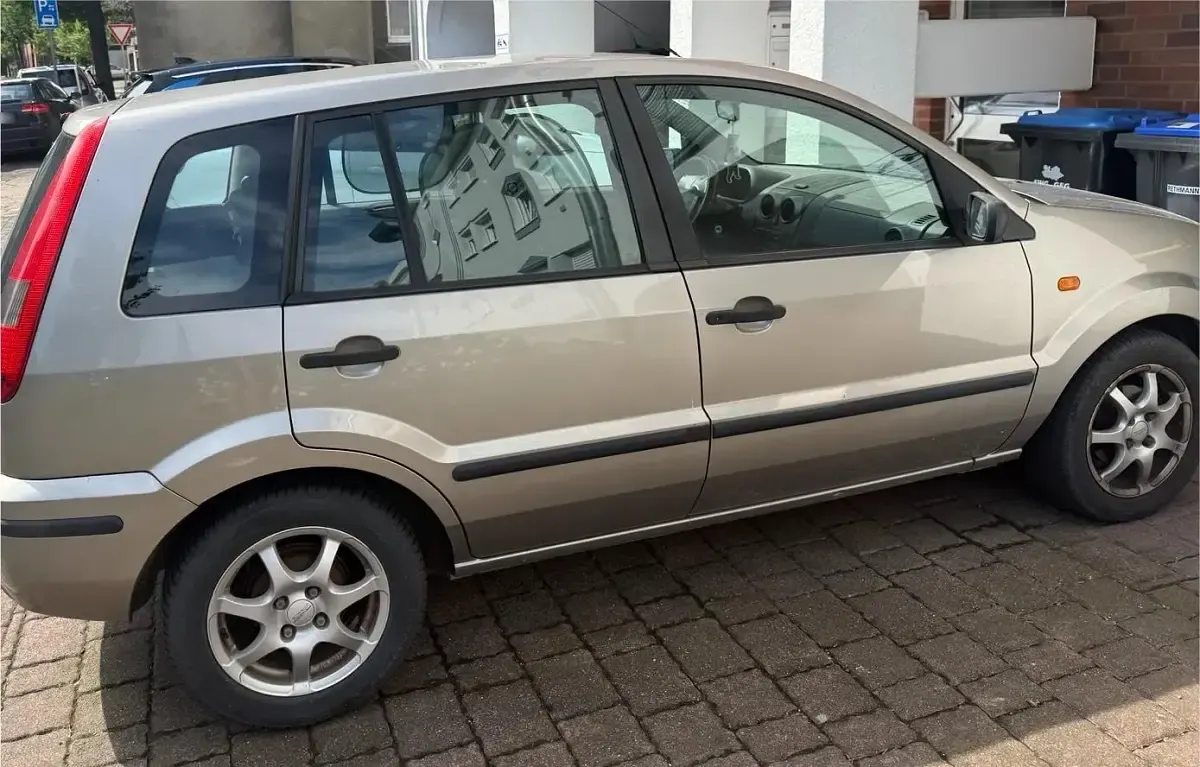 Gebraucht Ford Fusion 2006 Gold Kleinwagen