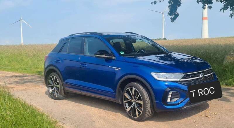 Blau Gebraucht 2022 VW T-Roc R-line SUV | 27.000 € (Guter Preis) - Bild 1/3