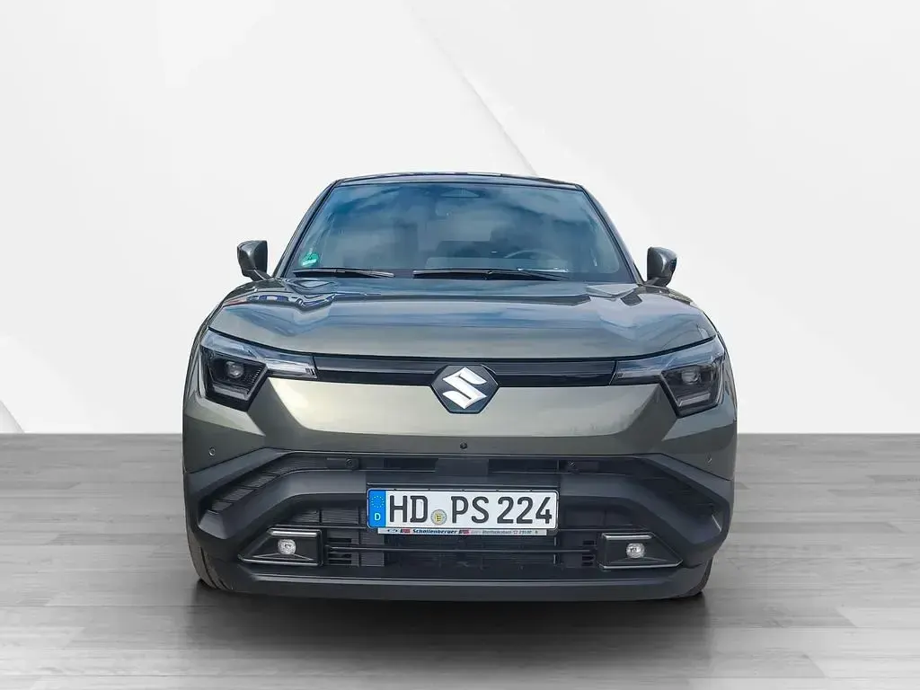 Gebraucht Suzuki e-Vitara Comfort+ 135 kW (184 PS) 2026 Grün SUV