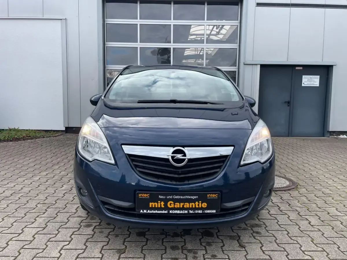 Gebraucht Opel Meriva Design Edition 101 PS (74 kW) 2011 Blau Van / Kleinbus