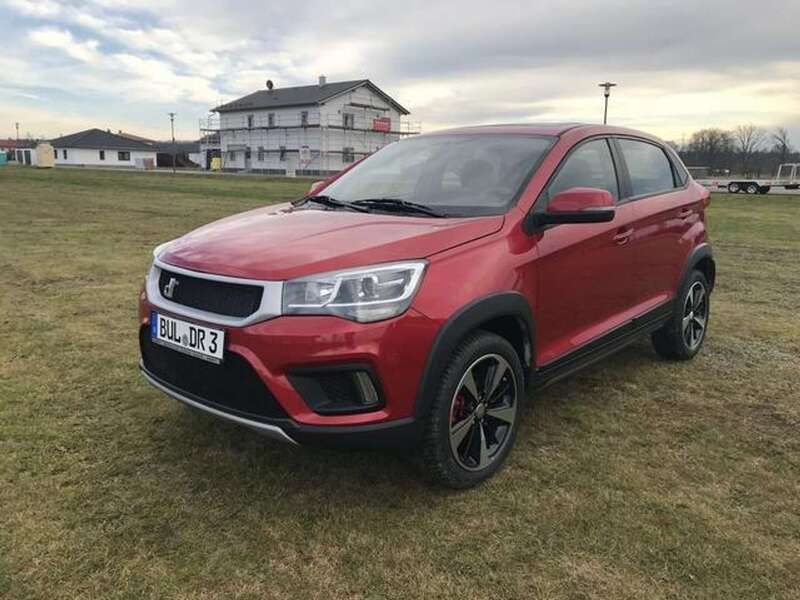 Gebraucht DR DR3 98 PS (72 kW) 2019 Rot SUV
