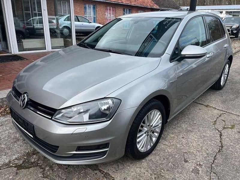 Gebraucht VW Golf VII Cup 105 PS (77 kW) 2014 Andere Limousine