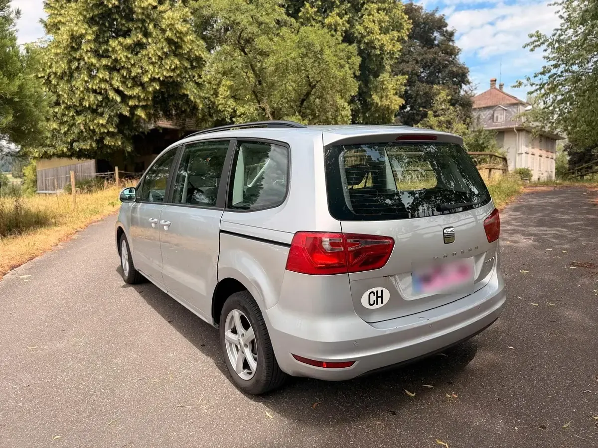 Gebraucht Seat Alhambra 150 PS (110 kW) 2011 Silber Van / Kleinbus