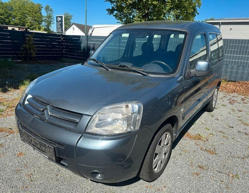Grau Gebraucht 2007 Citroën Berlingo Exclusive Van / Kleinbus | 1.999 € (Guter Preis) - Bild 1/4