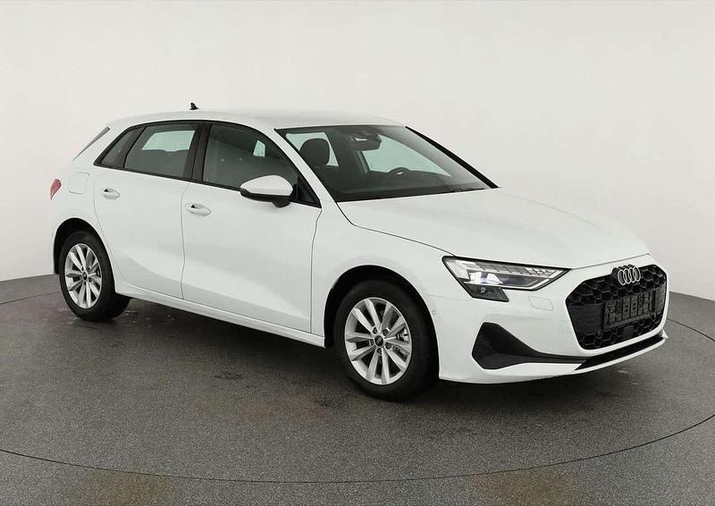 Neu Audi A3 150 PS (110 kW) 2025 Arkona weiß Limousine