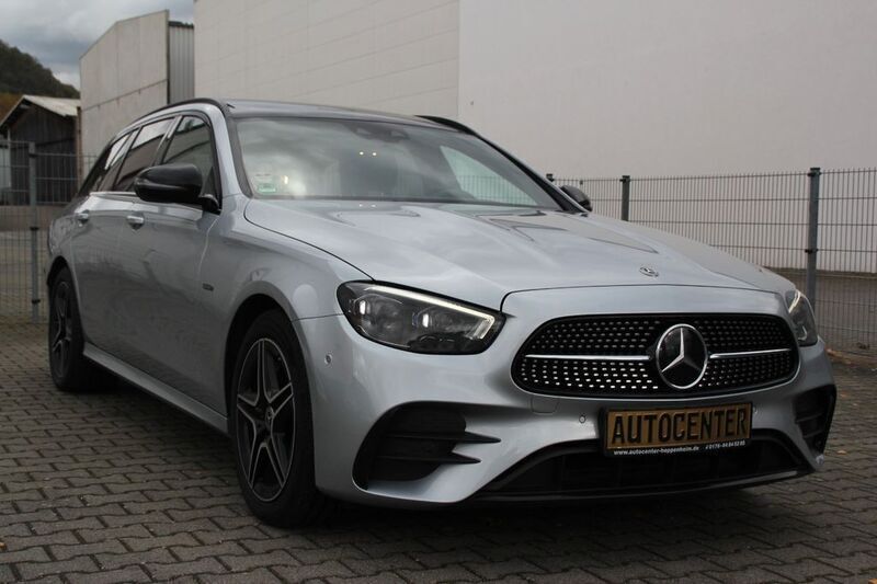 Silber Gebraucht 2020 Mercedes E300 AMG Limousine | 24.999 € (Fairer Preis) - Bild 1/4