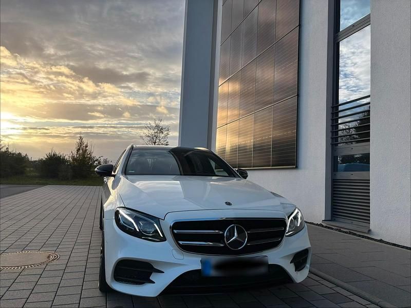 Gebraucht Mercedes E400 340 PS (250 kW) 2018 Weiß Kombi