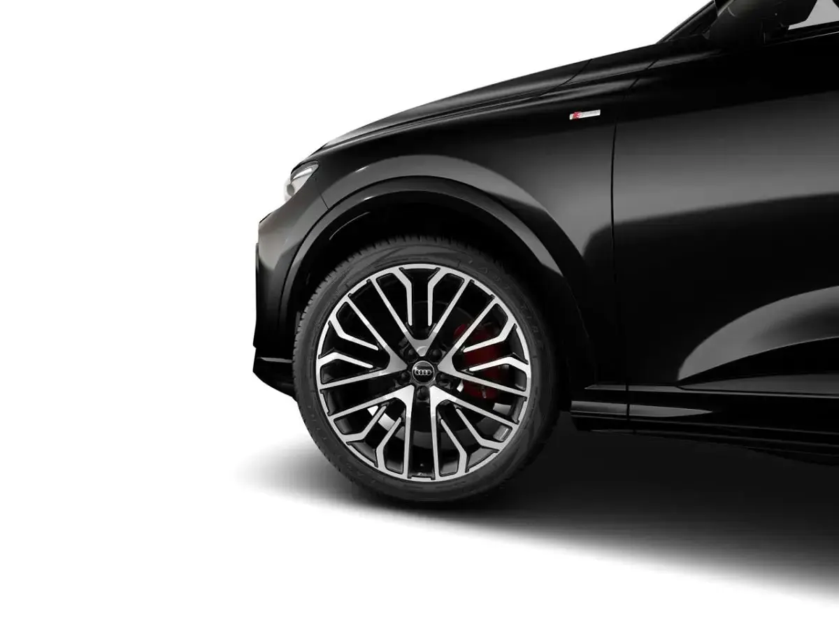 Gebraucht Audi Q5 204 PS (150 kW) 2026 Mythosschwarz metallic SUV
