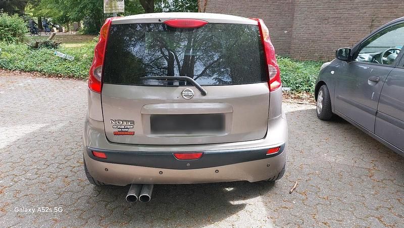 Second-hand Nissan Note 110 CP (80 kW) 2006 Maro Hatchback