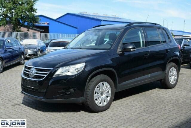 Gebraucht VW Tiguan Trendline 140 PS (102 kW) 2010 Schwarz metallic SUV