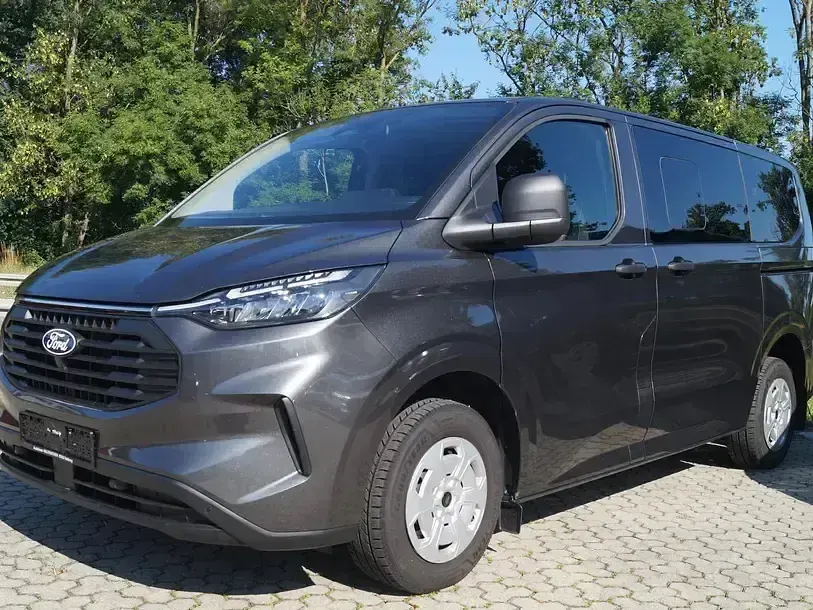 Occasion Ford Transit Custom Trend 136 ch (100 kW) 2025 Gris Monospace