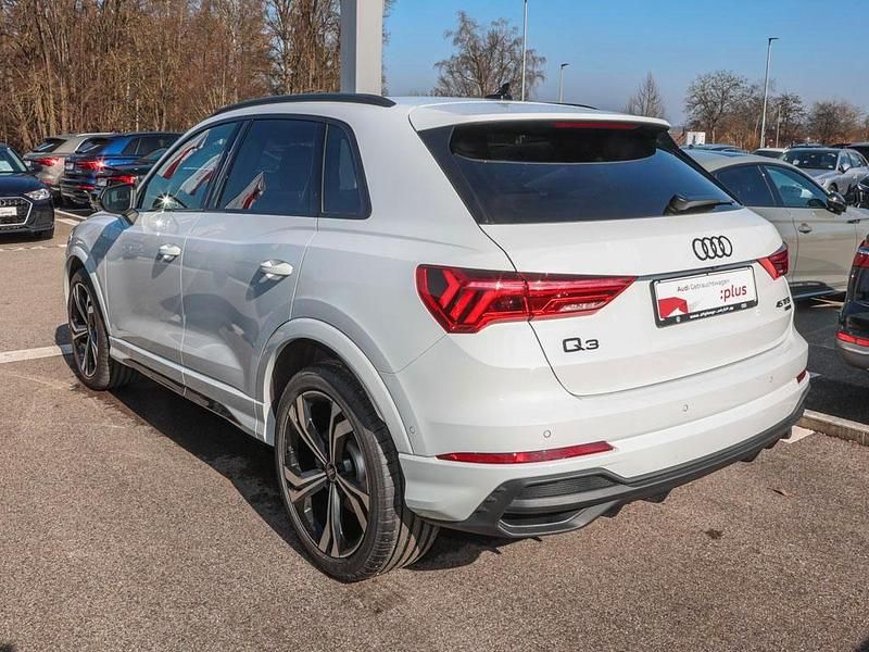 Gebraucht Audi Q3 S-Line 245 PS (180 kW) 2025 Gletscherweiß (metallic) SUV