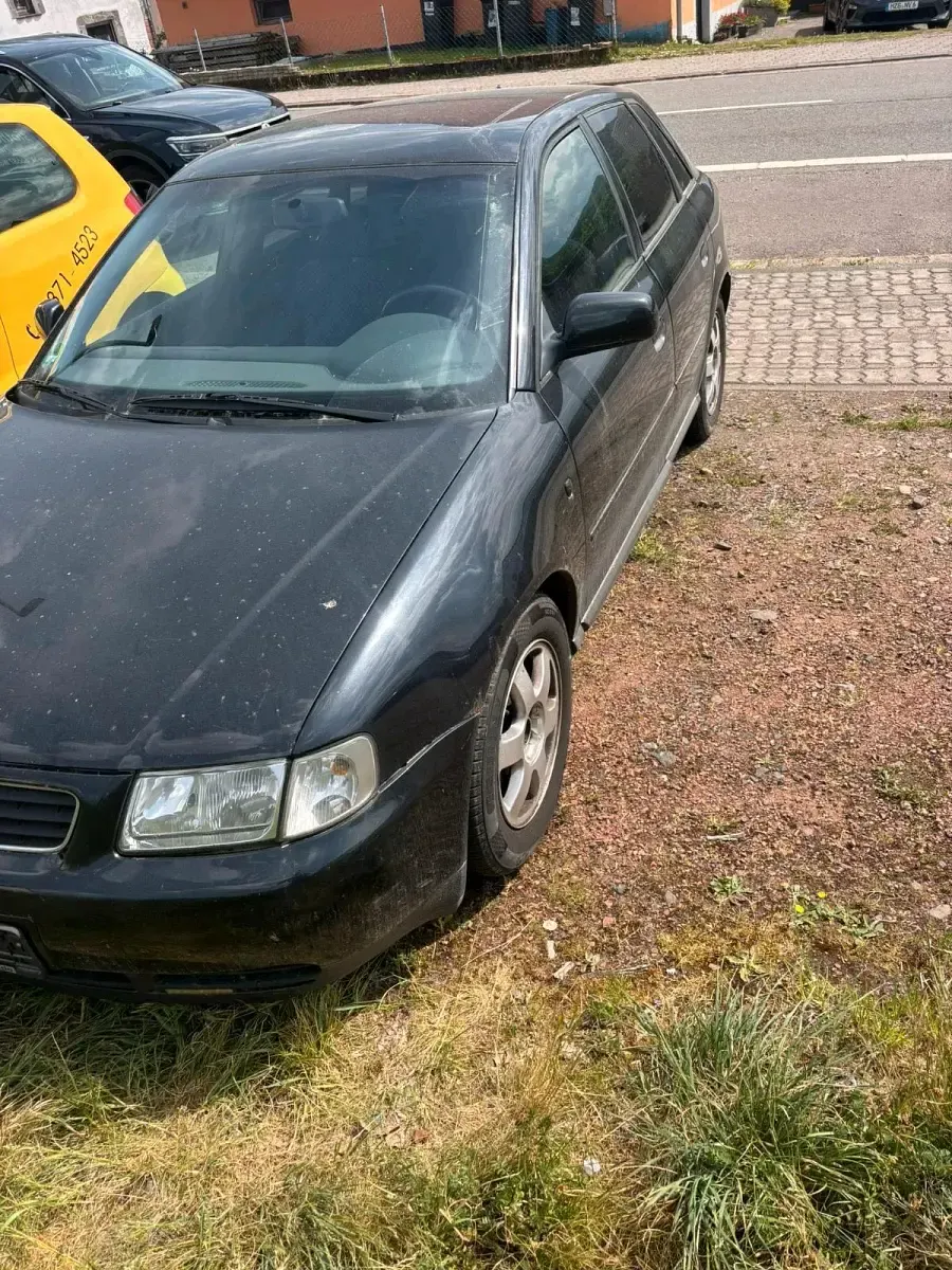 Używany Audi A3 105 KM (77 kW) 2000 Brązowy Hatchback