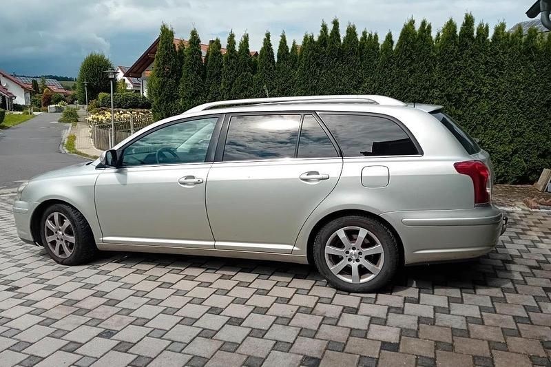 Gebraucht Toyota Avensis T2 145 PS (106 kW) 2009 Beige Kombi
