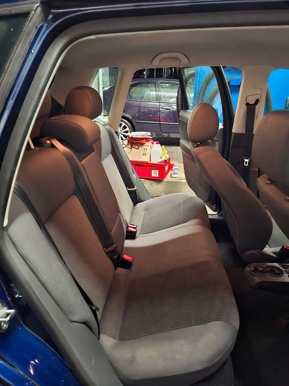 Gebraucht VW Polo 80 PS (58 kW) 2009 Blau Kleinwagen