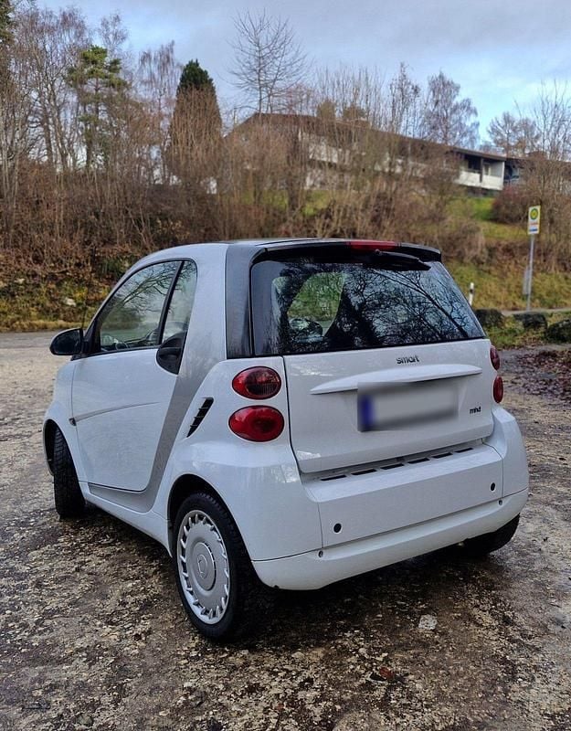 Gebraucht Smart ForTwo Coupé Passion 71 PS (52 kW) 2011 Weiß Coupé