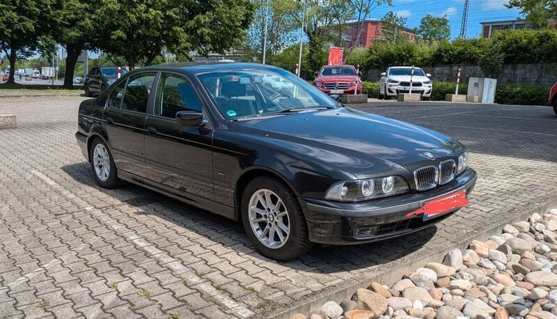 Schwarz Gebraucht 1999 BMW 523 Limousine | 1.300 € (Superpreis) - Bild 1/4